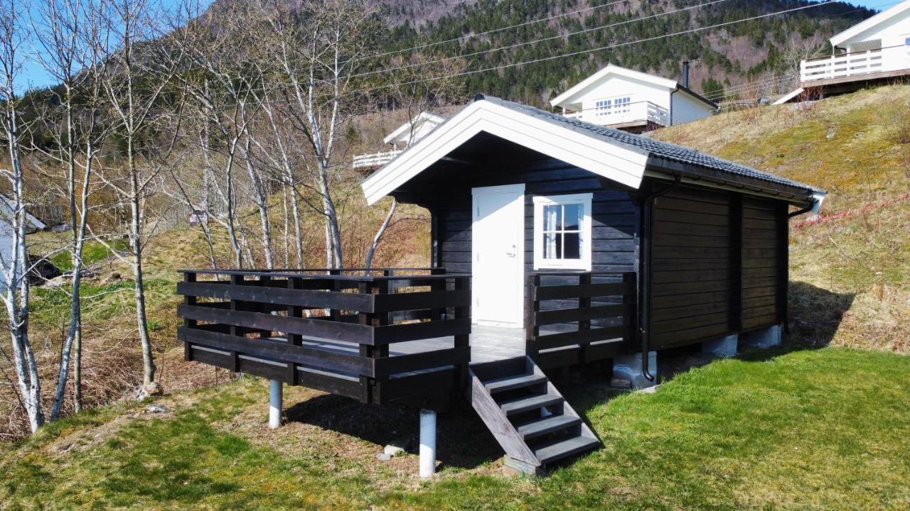 Gjerdset Turistsenter Villa Isfjorden Exterior photo