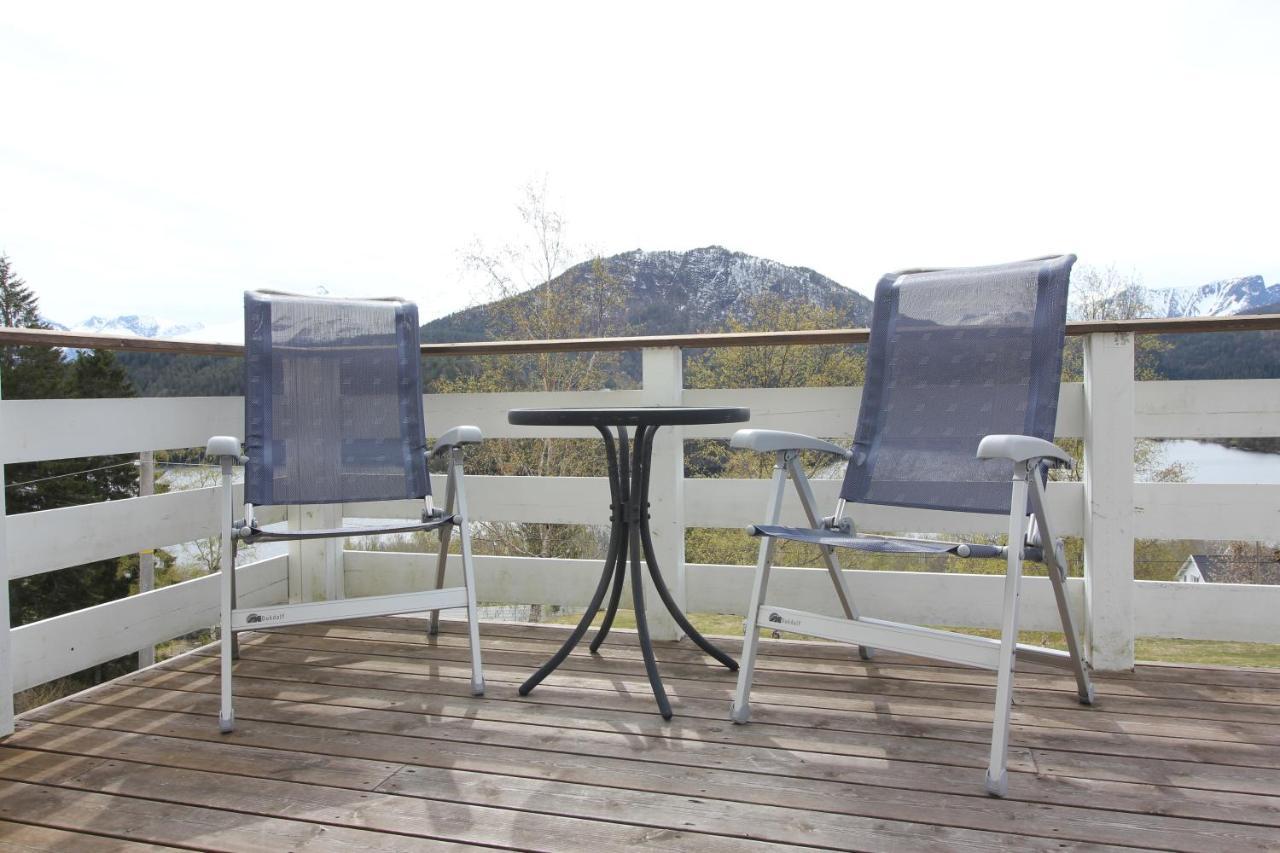 Gjerdset Turistsenter Villa Isfjorden Exterior photo