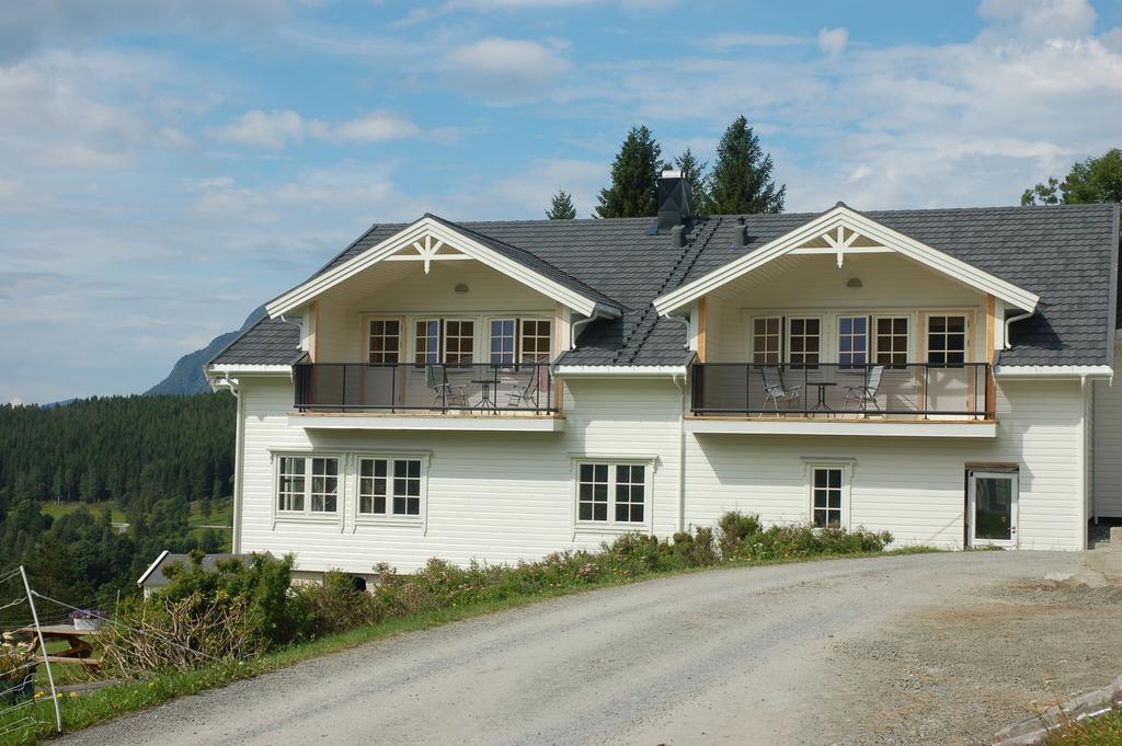 Gjerdset Turistsenter Villa Isfjorden Room photo
